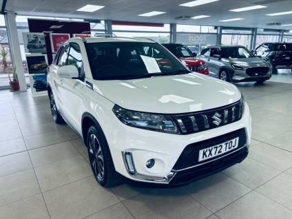 Suzuki Vitara 1.4 Boosterjet 48V Hybrid SZ5 5dr Hatchback Petrol WHITE