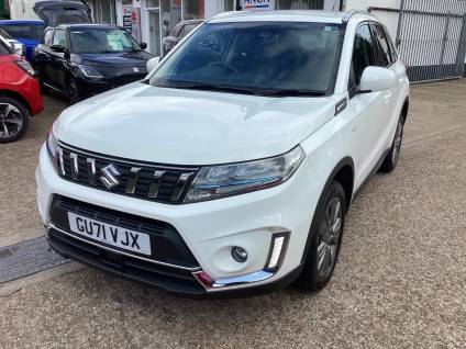 Suzuki Vitara 1.4 Boosterjet 48V Hybrid SZ-T 5dr Estate Petrol White