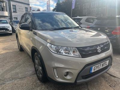 Suzuki Vitara 1.6 SZ-T 5dr Auto Hatchback Petrol CREAM/BLACK at Suzuki UCL Milton Keynes