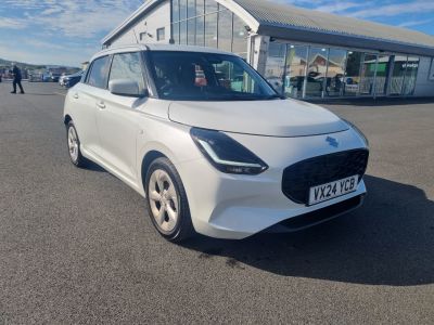 Suzuki Swift 1.2 Mild Hybrid Motion 5dr Hatchback Petrol WHITE at Suzuki UCL Milton Keynes