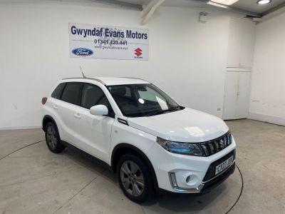 Suzuki Vitara 1.4 Boosterjet 48V Hybrid SZ-T 5dr Hatchback Petrol White at Suzuki UCL Milton Keynes