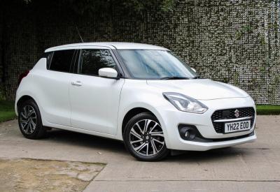 Suzuki Swift 1.2 Dualjet 83 12V Hybrid SZ5 5dr Auto Hatchback Petrol WHITE at Suzuki UCL Milton Keynes