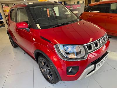 Suzuki Ignis 1.2 Dualjet MHEV SZ-T Euro 6 (s/s) 5dr Hatchback Hybrid Burning Red Metallic with Super Black Metallic Roo at Suzuki UCL Milton Keynes