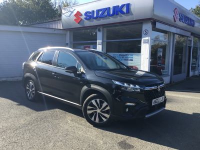 Suzuki S-Cross 1.5 Hatchback Ultra Hatchback Petrol / Electric Hybrid Cosmic Black Pearl Metallic at Suzuki UCL Milton Keynes