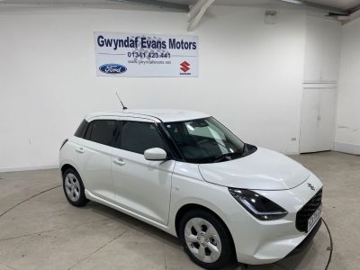 Suzuki Swift 1.2 Mild Hybrid Motion 5dr Hatchback Petrol White at Suzuki UCL Milton Keynes