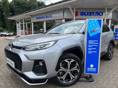 Suzuki Across 2.5 Estate Estate Hybrid Silver Metallic at Suzuki UCL Milton Keynes