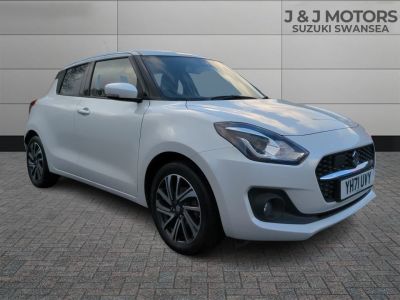 Suzuki Swift 1.2 Dualjet 83 12V Hybrid SZ5 5dr Hatchback Petrol White at Suzuki UCL Milton Keynes