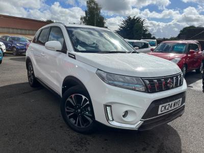 Suzuki Vitara 1.4 Boosterjet 48V Hybrid SZ5 ALLGRIP 5dr Hatchback Petrol WHITE at Suzuki UCL Milton Keynes