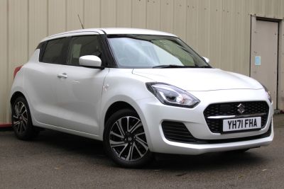 Suzuki Swift 1.2 Hatchback SZ-L Hatchback Petrol / Electric Hybrid Pearl Pure White Metallic at Suzuki UCL Milton Keynes