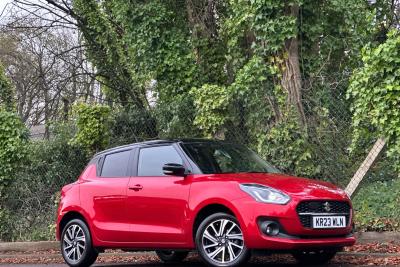 Suzuki Swift 1.2 Dualjet 83 12V Hybrid SZ5 ALLGRIP 5dr Hatchback Petrol RED at Suzuki UCL Milton Keynes