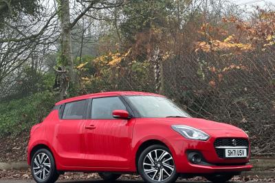 Suzuki Swift 1.2 Dualjet 83 12V Hybrid SZ5 5dr Auto Hatchback Petrol RED at Suzuki UCL Milton Keynes