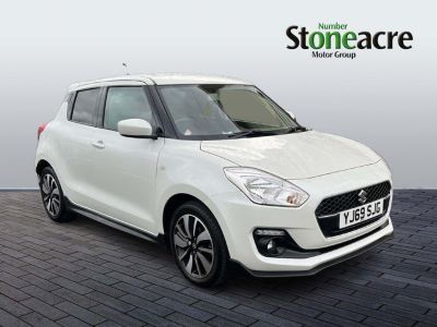 Suzuki Swift 1.2 Dualjet Attitude 5dr Hatchback Petrol White at Suzuki UCL Milton Keynes