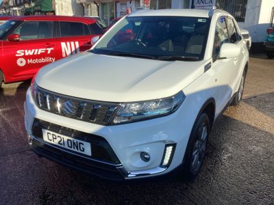 Suzuki Vitara 1.4 Boosterjet 48V Hybrid SZ-T 5dr Auto Estate Petrol White at Suzuki UCL Milton Keynes