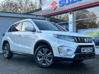 Suzuki Vitara 1.5 Estate SZ-T Estate Petrol / Electric Hybrid White at Suzuki UCL Milton Keynes