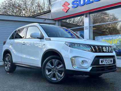 Suzuki Vitara 1.5 Estate SZ-T Estate Petrol / Electric Hybrid White