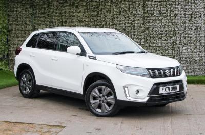 Suzuki Vitara 1.4 Boosterjet 48V Hybrid SZ-T 5dr Hatchback Petrol WHITE at Suzuki UCL Milton Keynes