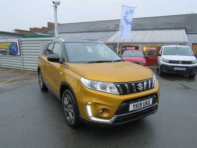 Suzuki Vitara SUZUKI VITARA SZ-T BOOSTERJET SUV Petrol YELLOW at Suzuki UCL Milton Keynes