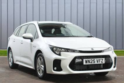 Suzuki Swace 1.8 Hybrid Motion 5dr CVT Estate Petrol/Electric Hybrid WHITE