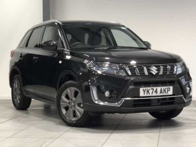 Suzuki Vitara 1.5 Sz-T Hev Auto Hatchback Hybrid Pearl Black Metallic at Suzuki UCL Milton Keynes