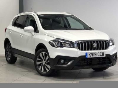 Suzuki Sx4 S-cross 1.0 S-Cross Sz-T Boosterj Hatchback Petrol Cool White at Suzuki UCL Milton Keynes