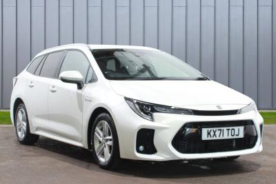 Suzuki Swace 1.8 Hybrid SZ5 5dr CVT Estate Petrol/Electric Hybrid WHITE at Suzuki UCL Milton Keynes