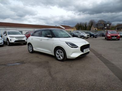 Suzuki Swift 1.2 MHEV Motion Euro 6 (s/s) 5dr Hatchback Hybrid White at Suzuki UCL Milton Keynes