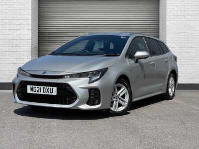 Suzuki Swace 1.8 Hybrid SZ-T 5dr CVT ESTATE Hybrid Precious Silver at Suzuki UCL Milton Keynes