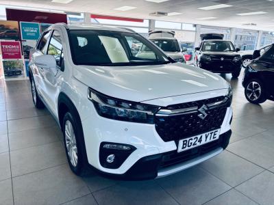 Suzuki S-Cross 1.5 Hybrid Motion 5dr AGS Hatchback Petrol/Electric Hybrid WHITE at Suzuki UCL Milton Keynes