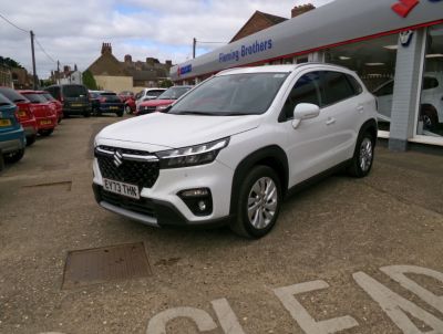 Suzuki S-Cross 1.5 Hybrid Motion 5dr AGS Hatchback Petrol / Electric Hybrid White at Suzuki UCL Milton Keynes