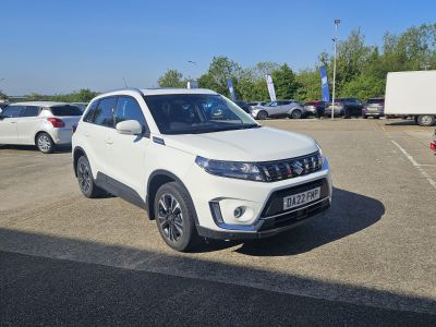 Suzuki Vitara 1.5 Estate SZ5 ALLGRIP Estate Petrol / Electric Hybrid White at Suzuki UCL Milton Keynes