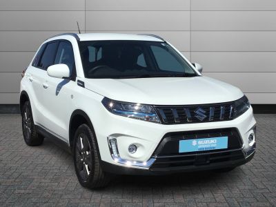 Suzuki Vitara 1.5 Estate SZ-T Estate Petrol / Electric Hybrid White at Suzuki UCL Milton Keynes