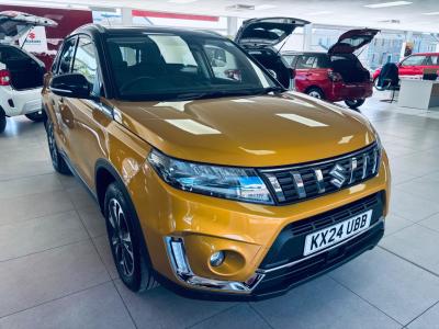 Suzuki Vitara 1.4 Boosterjet 48V Hybrid SZ5 5dr Hatchback Petrol YELLOW at Suzuki UCL Milton Keynes