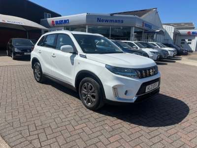 Suzuki Vitara 1.4 Boosterjet MHEV SZ4 SUV 5dr Petrol Hybrid Manual Euro 6 (s/s) (129 ps) SUV Petrol Hybrid White at Suzuki UCL Milton Keynes