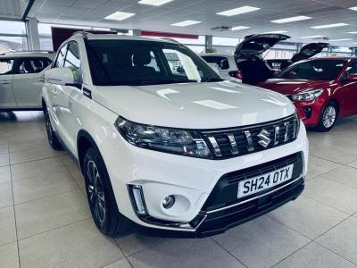 Suzuki Vitara 1.4 Boosterjet 48V Hybrid SZ5 5dr Hatchback Petrol WHITE at Suzuki UCL Milton Keynes