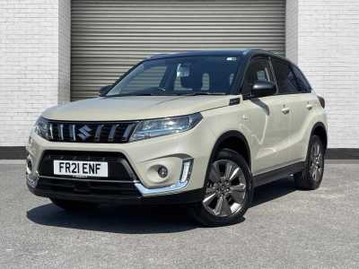 Suzuki Vitara 1.4 Boosterjet 48V Hybrid SZ-T 5dr Auto SUV Hybrid Savannah Ivory Pearl / Black Roof at Suzuki UCL Milton Keynes