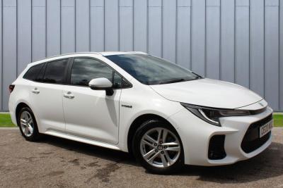 Suzuki Swace 1.8 Hybrid SZ5 5dr CVT Estate Petrol/Electric Hybrid WHITE at Suzuki UCL Milton Keynes