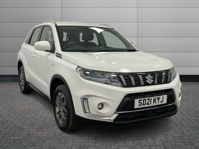 Suzuki Vitara 1.4 Estate SZ4 Estate Petrol White at Suzuki UCL Milton Keynes