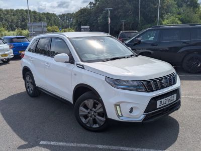 Suzuki Vitara 1.4 Boosterjet 48V Hybrid SZ-T 5dr Auto Hatchback Petrol White at Suzuki UCL Milton Keynes