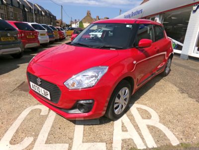 Suzuki Swift 1.2 Dualjet SHVS SZ3 5dr Hatchback Petrol Red at Suzuki UCL Milton Keynes