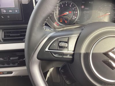 Suzuki Swift 1.2 MHEV Motion Euro 6 (s/s) 5dr Hatchback Hybrid Red at Suzuki UCL Milton Keynes