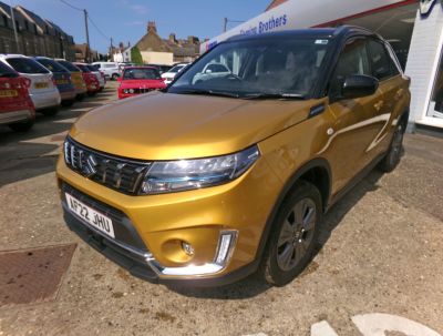 Suzuki Vitara 1.5 Hybrid SZ-T 5dr AGS Hatchback Hybrid Yellow and black two tone at Suzuki UCL Milton Keynes