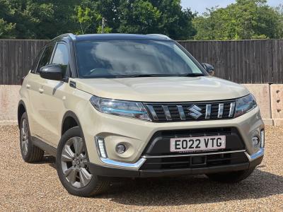 Suzuki Vitara 1.5 Hybrid SZ-T 5dr AGS Hatchback Petrol/Electric Hybrid CREAM at Suzuki UCL Milton Keynes