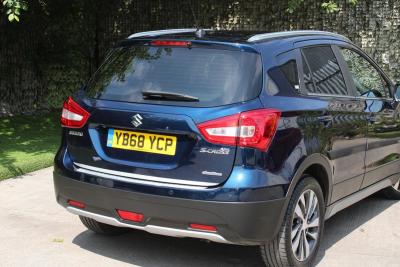 Suzuki Sx4 S-cross 1.4 Boosterjet SZ5 ALLGRIP 5dr Hatchback Petrol BLUE at Suzuki UCL Milton Keynes