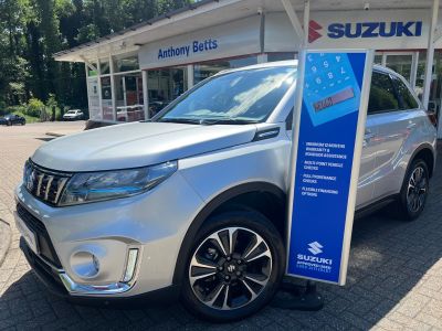 Suzuki Vitara 1.5 Estate SZ5 Estate Petrol / Electric Hybrid at Suzuki UCL Milton Keynes