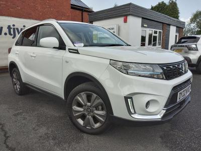 Suzuki Vitara 1.4 Boosterjet MHEV SZ-T Euro 6 (s/s) 5dr SUV Hybrid Alpine White at Suzuki UCL Milton Keynes