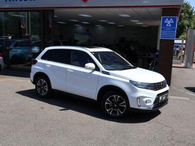 Suzuki Vitara 1.4 Boosterjet 48V Hybrid SZ5 ALLGRIP 5dr Hatchback Petrol WHITE at Suzuki UCL Milton Keynes