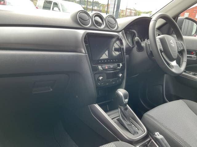 2025 Suzuki Vitara 1.5 Estate Motion