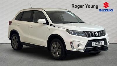 Suzuki Vitara 1.4 Boosterjet MHEV SZ-T SUV Hybrid White at Suzuki UCL Milton Keynes