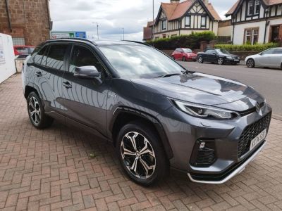 Suzuki Across 2.5 PHEV E-Four 5dr CVT Estate Petrol / Electric Hybrid Grey at Suzuki UCL Milton Keynes