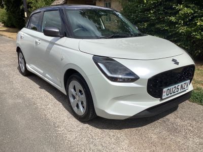 Suzuki Swift 1.2 Mild Hybrid Motion 5dr Hatchback Petrol White at Suzuki UCL Milton Keynes